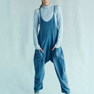 NWT free people movement hot shot onesie. Color:Skyline blue.  Size: medium